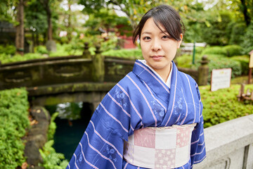 着物　日本人　和風イメージ