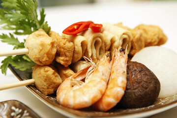 More delicious seafood and skewered fish cakes in winter
