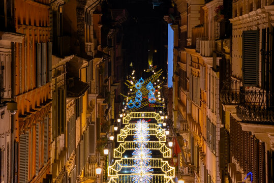 Christmas lights in Via dei Condotti Rome