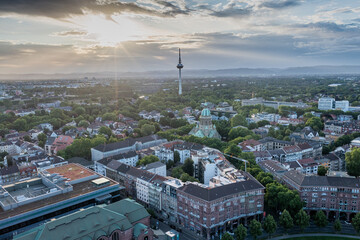 Wasserturm Mannheim Quadrate Stadt Baden-Württemberg zwei Quadrat Luftbild Luft früh am Morgen...