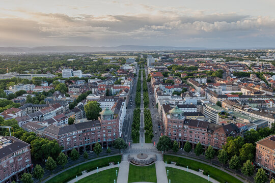 Wasserturm Mannheim Quadrate Stadt Baden-W&uuml;rttemberg zwei Quadrat Luftbild Luft fr&uuml;h am Morgen Sonnenschein