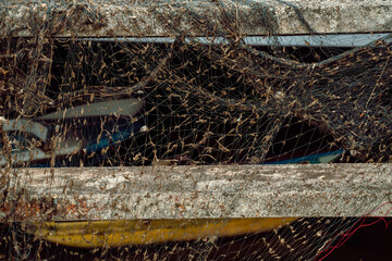 Sieć rybacka na łodzi, tło i rybołówstwo.  - obrazy, fototapety, plakaty