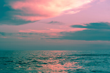 Obraz premium Beautiful sea background sky and clouds for summer travel with the sun. Summer mood sun beach background concept.