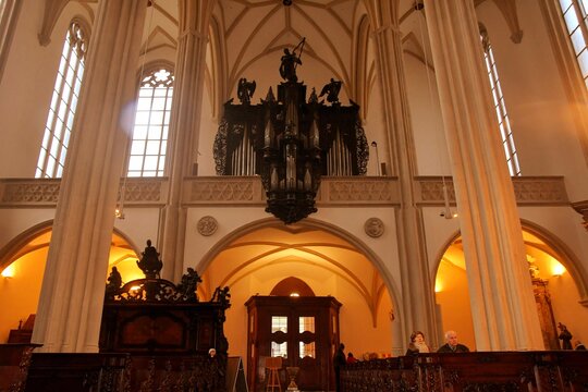The Church of St. Jacob the Elder is a late Gothic three-nave hall church located on the Jakub Square in the Brno