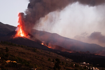 Cumbre Vieja / La Palma (Canary Islands) 2021/10/28. View of the Cumbre Vieja volcano eruption and it's main lava flow.