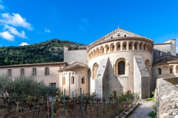 Obraz premium Saint-Guilhem-le-Desert in France, view of the medieval abbey 