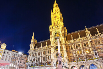 Obraz premium Marienplatz and new town hall