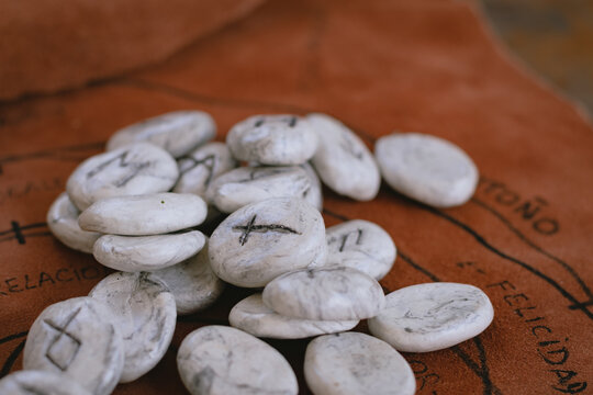 stones runas