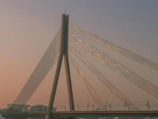 Obraz premium Cable-stayed bridge in winter in the city center, closeup