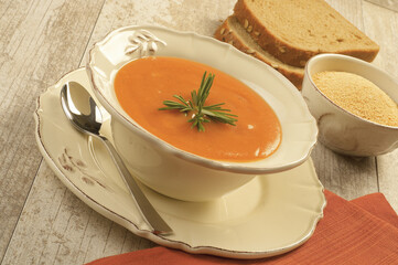 Red lentil soup 
