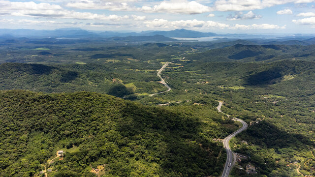 Serra do Mar - Litoral do Paran&aacute; - Paranagu&aacute; - Morretes - Antonina - BR 277 - Paran&aacute; - Brasil