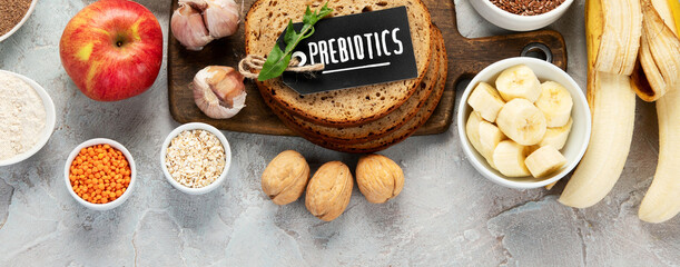 Best sources of prebiotic on light background.