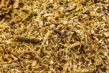 Holzspäne von einem geschredderten Baum