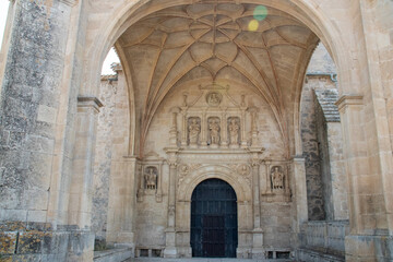 Fototapeta na wymiar Monuments in the north of Burgos