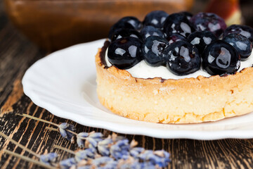 tartlet with cream and blueberries
