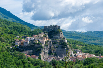 Fototapeta na wymiar Cerro al Volturno is a small village in Molise, with a castle, some murals and an area rich in oak woods, among which the Cerro, Quercus cerris, stands out.