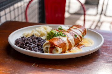 Large Burrito with enchilada Sauce and Beans