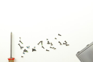 プラスドライバーと雄ネジ