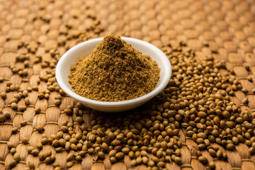 coriander powder or dhaniya powder
