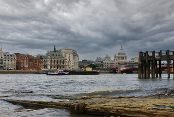 London city canal grande 