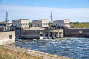 Fototapeta na wymiar The gateway system at the Volgograd hydroelectric complex. Russia