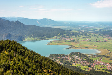 Fototapeta na wymiar Scenic view of Kochel Lake in the Bavarian alps