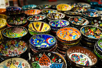 Fototapeta na wymiar Turkish colorful ceramics on the Istanbul Grand Bazaar