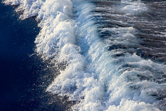 Griechenland Ioniosche Meer: Bugwelle