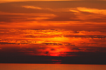 Fototapeta na wymiar Sonnenaufgang über dem Ionischen Meer