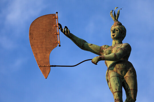 Giuseppe Benoni's Fortune Stands, Dogana da Mar, Venice, Veneto, Italy