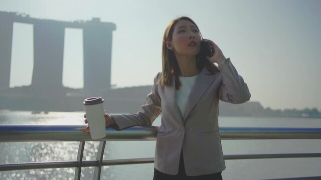 Business Asian  woman at the city downtown. 