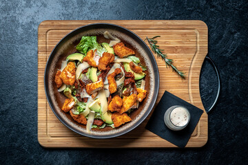 Salade d’avocat au poulet