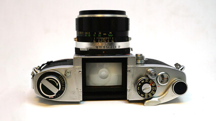 미란다 FV 카메라 클래식 빈티지 카메라의 헤드 프리즘 분리와 렌즈 분리