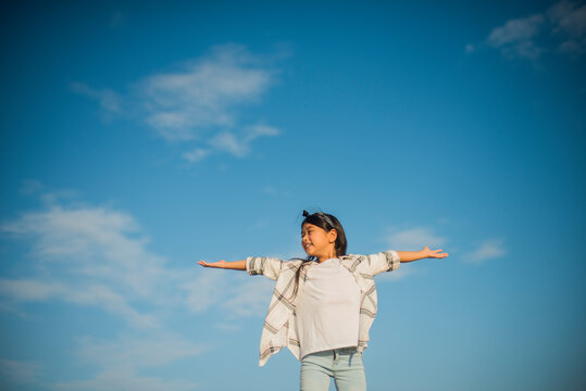 PORTRAIT OF A CONFIDENT GIRL