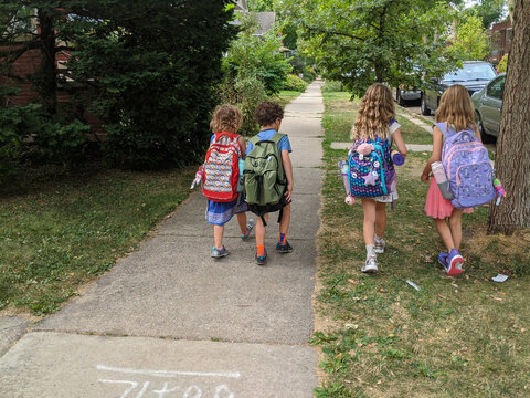 Children walking to school during the pandemic