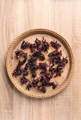 Dry roselle (Hibiscus sabdariffa), Food coloring and ingredient in beverage, Herbal medicine for reduction in blood pressure