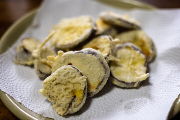 とても美味しい日本のサツマイモの天ぷら