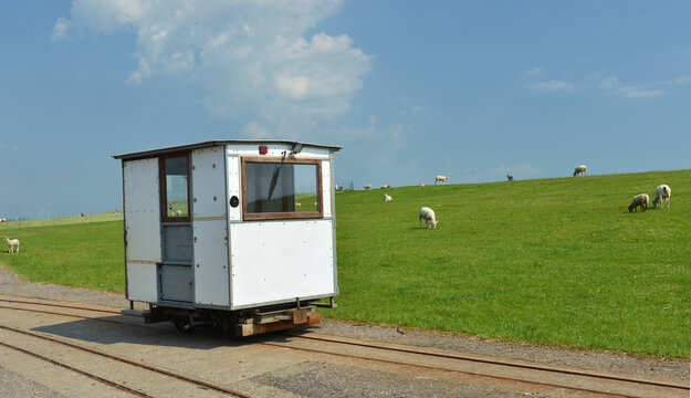 Halligbahn am Deich 