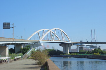 中島新橋と運河