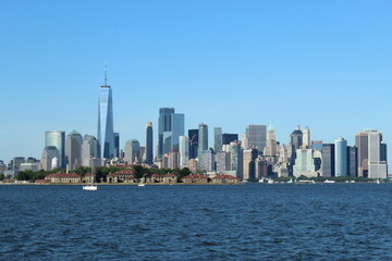 Fototapeta na wymiar New York city skyline in the morning