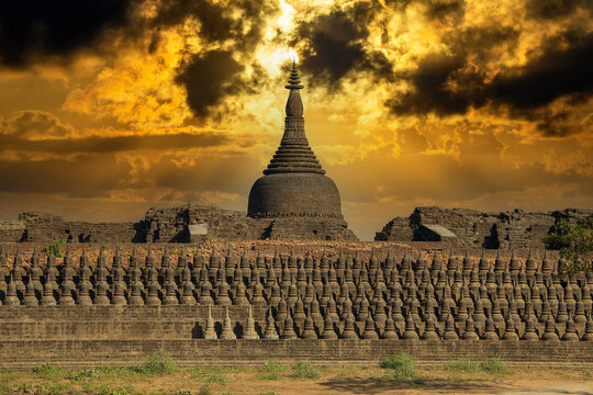 Small pagodas at Kothaung Temple, Mrauk U , Myanmar, Burma