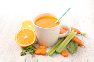vegetable soup- diet food and ingredient