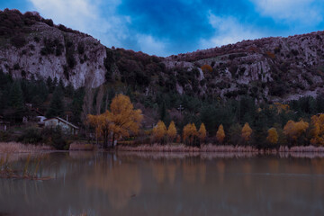 lago autunno