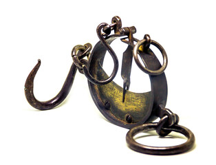 a vintage hand weights of 1910s