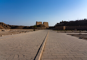 Fototapeta premium Philae Temple Main Road - Majestic Ancient Egypt 