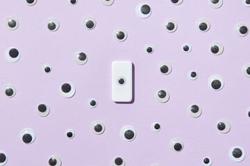 Domino piece with scattered eyes