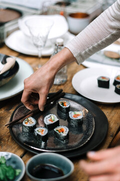 Setting up a Sushi plate