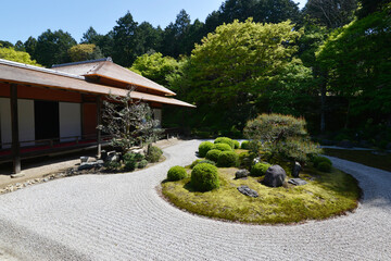 曼殊院　小書院と庭園の亀島　京都市左京区