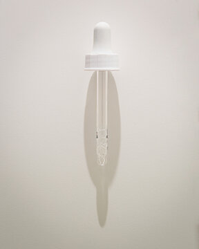Oil Dropper with see-through liquid