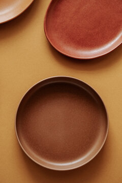 brown Plates